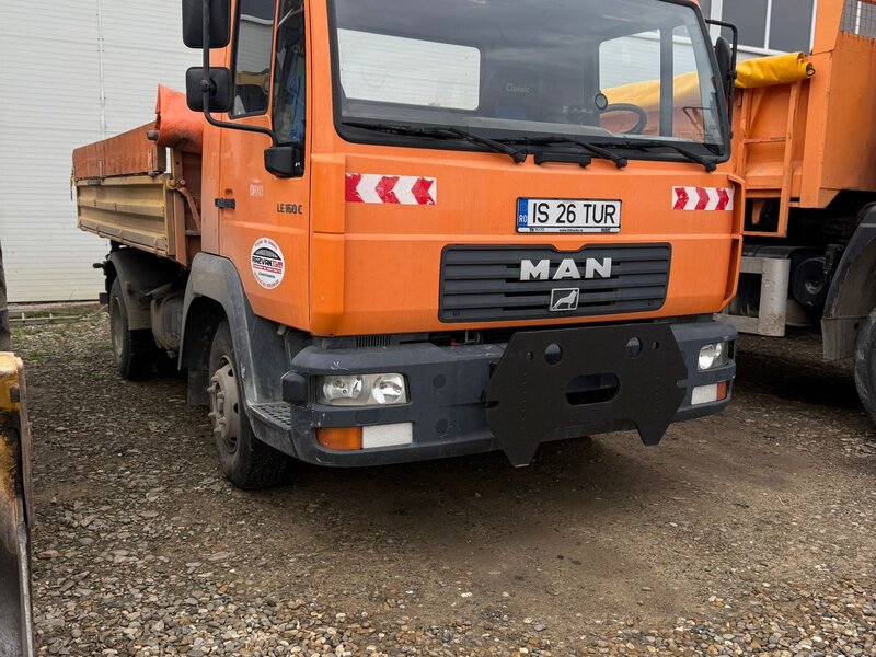 Autobasculantă 7,5 tone